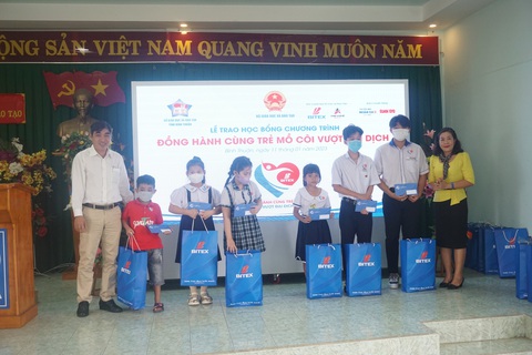 Bitex hỗ trợ trẻ mồ côi tại Bình Thuận, Đồng Nai vượt đại dịch - Ảnh 3. Bitex hỗ trợ trẻ mồ côi tại Bình Thuận, Đồng Nai vượt đại dịch - Ảnh 3.