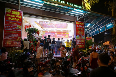 Thị trường vàng chờ tết Nguyên đán, vía Thần Tài - Ảnh 3. Thị trường vàng chờ tết Nguyên đán, vía Thần Tài - Ảnh 3.