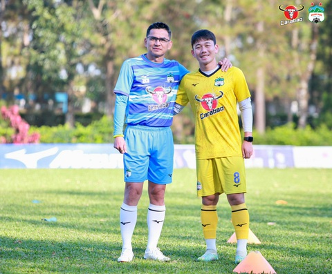 Bị VPF tuýt còi, Carabao sẵn sàng tài trợ luôn cho V-League - Ảnh 2. Bị VPF tuýt còi, Carabao sẵn sàng tài trợ luôn cho V-League - Ảnh 2.