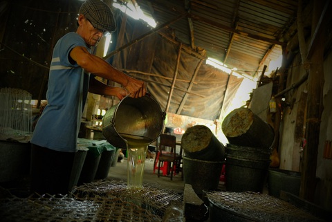 Lạ lẫm đường phèn kết tinh ít người biết - Ảnh 2. Lạ lẫm đường phèn kết tinh ít người biết - Ảnh 2.