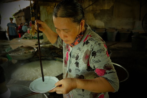 Lạ lẫm đường phèn kết tinh ít người biết - Ảnh 10. Lạ lẫm đường phèn kết tinh ít người biết - Ảnh 10.