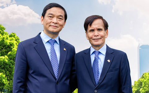 Buộc tạm dừng các nghị quyết thay chủ tịch ở Tập đoàn Hòa Bình - Ảnh 1. Buộc tạm dừng các nghị quyết thay chủ tịch ở Tập đoàn Hòa Bình - Ảnh 1.