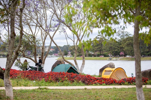 Đà Lạt yêu cầu du khách không cắm trại ở hồ Xuân Hương dịp Tết - Ảnh 2. Đà Lạt yêu cầu du khách không cắm trại ở hồ Xuân Hương dịp Tết - Ảnh 2.