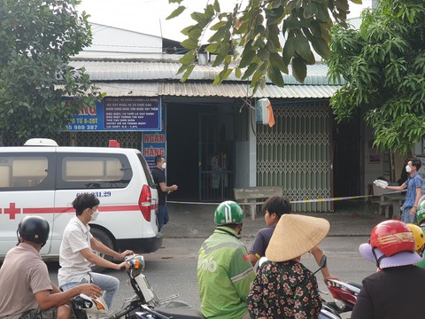Người đàn ông nghi tự sát khi bị truy tìm vụ thi thể phụ nữ trong phòng trọ - Ảnh 1. Người đàn ông nghi tự sát khi bị truy tìm vụ thi thể phụ nữ trong phòng trọ - Ảnh 1.