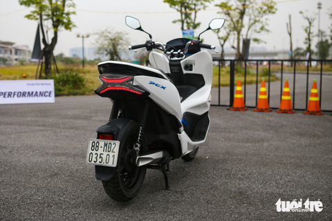 Xe máy điện Honda thăm dò người Việt: Có xe nhập tư, giá 29 triệu - Ảnh 6. Xe máy điện Honda thăm dò người Việt: Có xe nhập tư, giá 29 triệu - Ảnh 6.