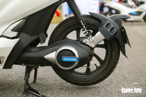 Xe máy điện Honda thăm dò người Việt: Có xe nhập tư, giá 29 triệu - Ảnh 8. Xe máy điện Honda thăm dò người Việt: Có xe nhập tư, giá 29 triệu - Ảnh 8.
