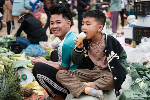 Đi chợ Tết quê để xoa dịu những ngày bon chen, tất bật - Ảnh 6. Đi chợ Tết quê để xoa dịu những ngày bon chen, tất bật - Ảnh 6.