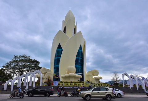 Nha Trang: Gần 11 tỉ đồng thay áo mới cho tháp Trầm Hương - Ảnh 1. Nha Trang: Gần 11 tỉ đồng thay áo mới cho tháp Trầm Hương - Ảnh 1.