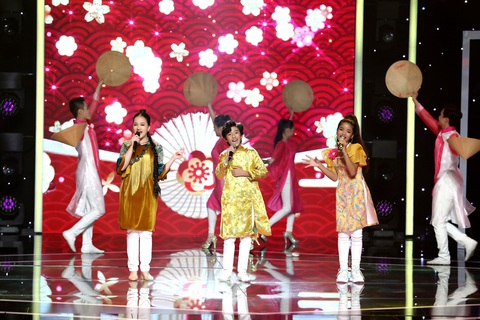 Cậu bé sinh non 7 tháng đăng quang Hãy nghe tôi hát nhí 2022 - Ảnh 1. Cậu bé sinh non 7 tháng đăng quang Hãy nghe tôi hát nhí 2022 - Ảnh 1.
