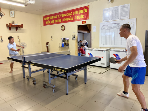 Tết trên những pháo đài thép giữa trùng khơi - Ảnh 6. Tết trên những pháo đài thép giữa trùng khơi - Ảnh 6.