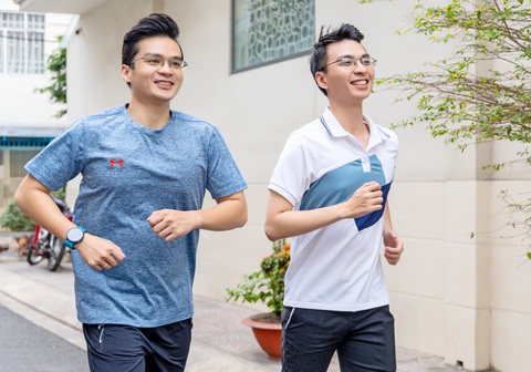 Anh em nhà bác sĩ 9X lì xì bí kíp để có một năm mới rạng ngời - Ảnh 3. Anh em nhà bác sĩ 9X lì xì bí kíp để có một năm mới rạng ngời - Ảnh 3.