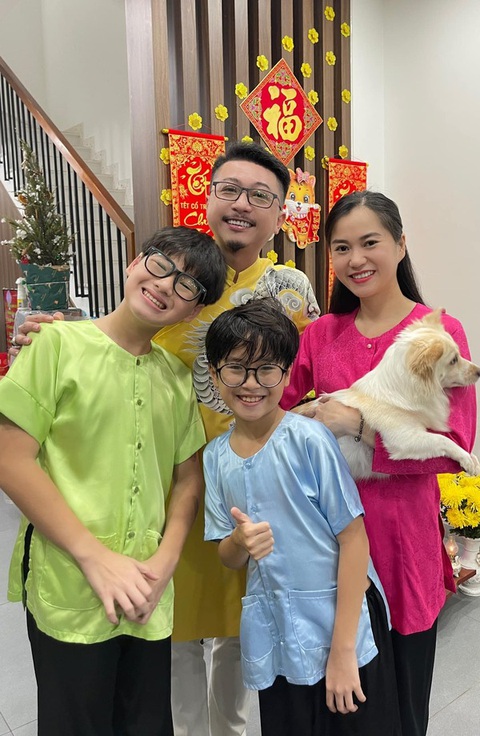 Ảnh vui sao Việt 22-1: Tăng Thanh Hà hạnh phúc đón giao thừa bên chồng - Ảnh 5. Ảnh vui sao Việt 22-1: Tăng Thanh Hà hạnh phúc đón giao thừa bên chồng - Ảnh 5.