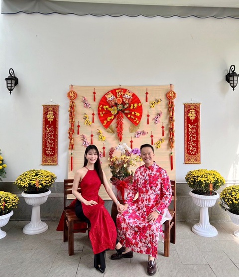 Ảnh vui sao Việt 23-1: hoa hậu Đỗ Mỹ Linh trêu chồng - Ảnh 4. Ảnh vui sao Việt 23-1: hoa hậu Đỗ Mỹ Linh trêu chồng - Ảnh 4.
