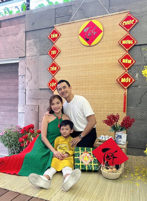 Ảnh vui sao Việt 23-1: hoa hậu Đỗ Mỹ Linh trêu chồng - Ảnh 10. Ảnh vui sao Việt 23-1: hoa hậu Đỗ Mỹ Linh trêu chồng - Ảnh 10.