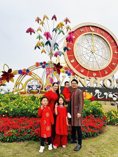 Ảnh vui sao Việt 23-1: hoa hậu Đỗ Mỹ Linh trêu chồng - Ảnh 9. Ảnh vui sao Việt 23-1: hoa hậu Đỗ Mỹ Linh trêu chồng - Ảnh 9.