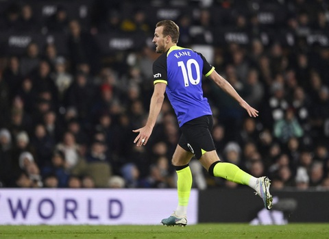 Harry Kane ghi bàn thứ 266 mang về 3 điểm quý giá cho Tottenham - Ảnh 2. Harry Kane ghi bàn thứ 266 mang về 3 điểm quý giá cho Tottenham - Ảnh 2.