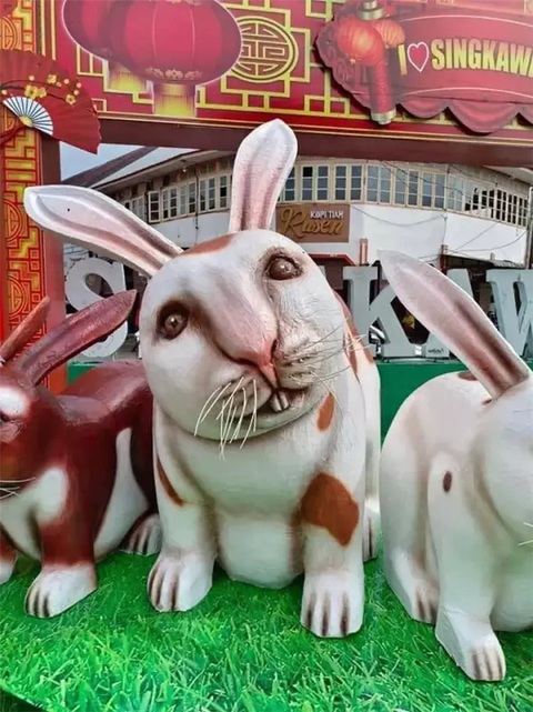 Những linh vật thỏ xấu ớn của các nước ăn Tết Nguyên đán - Ảnh 5. Những linh vật thỏ xấu ớn của các nước ăn Tết Nguyên đán - Ảnh 5.