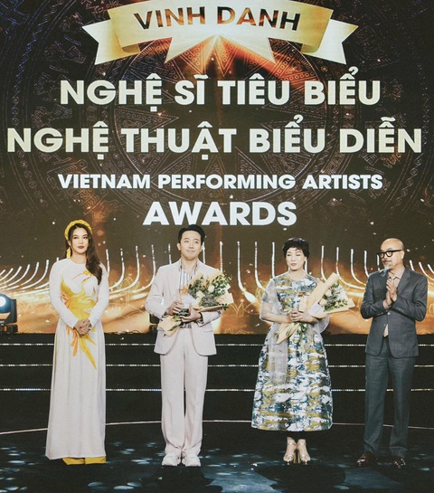 Trấn Thành: Tôi không ngạo mạn vì biết mình chẳng là gì ở thế giới này - Ảnh 5. Trấn Thành: Tôi không ngạo mạn vì biết mình chẳng là gì ở thế giới này - Ảnh 5.
