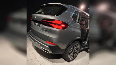 BMW X5 mới lộ diện: Ngoại thất nâng cấp nhẹ, nội thất nhiều điểm mới - Ảnh 2. BMW X5 mới lộ diện: Ngoại thất nâng cấp nhẹ, nội thất nhiều điểm mới - Ảnh 2.