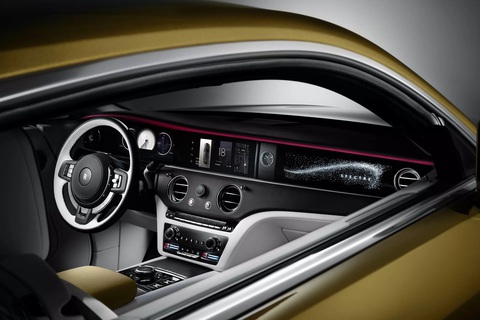 Xe Rolls-Royce đắt nhưng vẫn bán vượt kỳ vọng, CEO phải điều chỉnh kế hoạch sản xuất - Ảnh 2. Xe Rolls-Royce đắt nhưng vẫn bán vượt kỳ vọng, CEO phải điều chỉnh kế hoạch sản xuất - Ảnh 2.