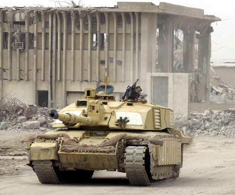 Xe tăng Challenger 2 của Anh dự kiến đến Ukraine vào tháng 3 - Ảnh 1. Xe tăng Challenger 2 của Anh dự kiến đến Ukraine vào tháng 3 - Ảnh 1.