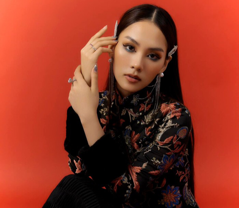 Mai Phương xin lỗi sau vụ dùng nhạc Chinese New Year - Ảnh 1. Mai Phương xin lỗi sau vụ dùng nhạc Chinese New Year - Ảnh 1.