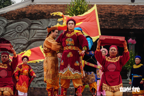 Tái hiện hình ảnh Vua Quang Trung trong lễ hội Đống Đa - Ảnh 1. Tái hiện hình ảnh Vua Quang Trung trong lễ hội Đống Đa - Ảnh 1.