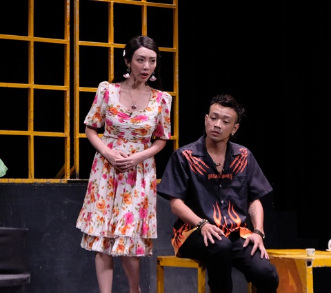 Thu Trang - Diệu Nhi trở về mùa kịch Tết ở Thế Giới Trẻ - Ảnh 4. Thu Trang - Diệu Nhi trở về mùa kịch Tết ở Thế Giới Trẻ - Ảnh 4.