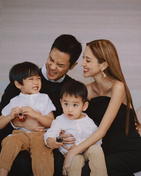 Trịnh Gia Dĩnh lần đầu khoe cận mặt quý tử Mèo Vàng vừa hạ sinh - Ảnh 4. Trịnh Gia Dĩnh lần đầu khoe cận mặt quý tử Mèo Vàng vừa hạ sinh - Ảnh 4.