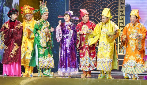 Giữa ồn ào của Xuân Bắc, Vân Dung trải lòng về Táo quân - Ảnh 3. Giữa ồn ào của Xuân Bắc, Vân Dung trải lòng về Táo quân - Ảnh 3.