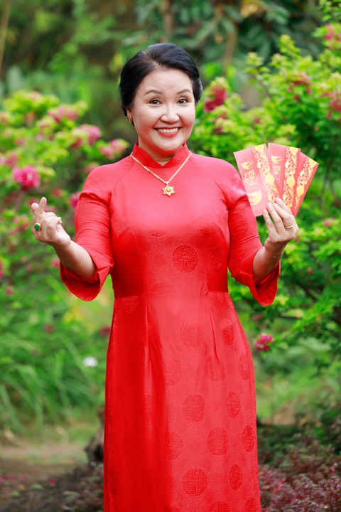 Buông tay đi đồ ngốc gây bất ngờ khi trở lại với phần 2 - Ảnh 5. Buông tay đi đồ ngốc gây bất ngờ khi trở lại với phần 2 - Ảnh 5.
