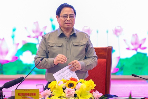 Thủ tướng một ngày đi thị sát gần 500km xuyên cao tốc Bắc - Nam - Ảnh 1. Thủ tướng một ngày đi thị sát gần 500km xuyên cao tốc Bắc - Nam - Ảnh 1.