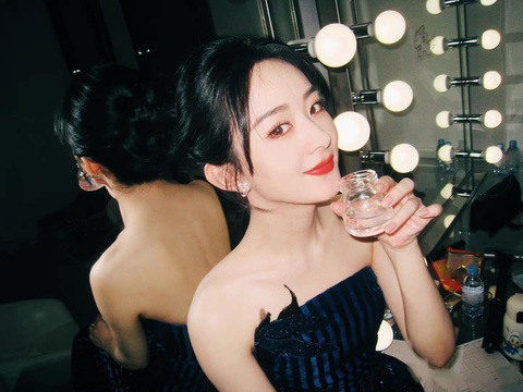 Những mỹ nhân tuổi Mão tài sắc vẹn toàn của giải trí Hoa ngữ - Ảnh 3. Những mỹ nhân tuổi Mão tài sắc vẹn toàn của giải trí Hoa ngữ - Ảnh 3.