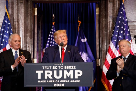 Thông điệp tái tranh cử đầu tiên của ông Trump: Tôi là chiến binh bảo vệ nước Mỹ - Ảnh 1. Thông điệp tái tranh cử đầu tiên của ông Trump: Tôi là chiến binh bảo vệ nước Mỹ - Ảnh 1.