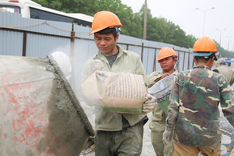 Gần 90% lao động các tỉnh phía Bắc trở lại làm việc sau Tết - Ảnh 2. Gần 90% lao động các tỉnh phía Bắc trở lại làm việc sau Tết - Ảnh 2.