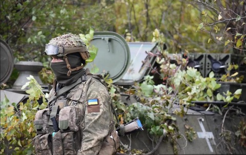 Tại sao một thành phố nhỏ ở Ukraine thành tâm điểm cuộc chiến? - Ảnh 1. Tại sao một thành phố nhỏ ở Ukraine thành tâm điểm cuộc chiến? - Ảnh 1.