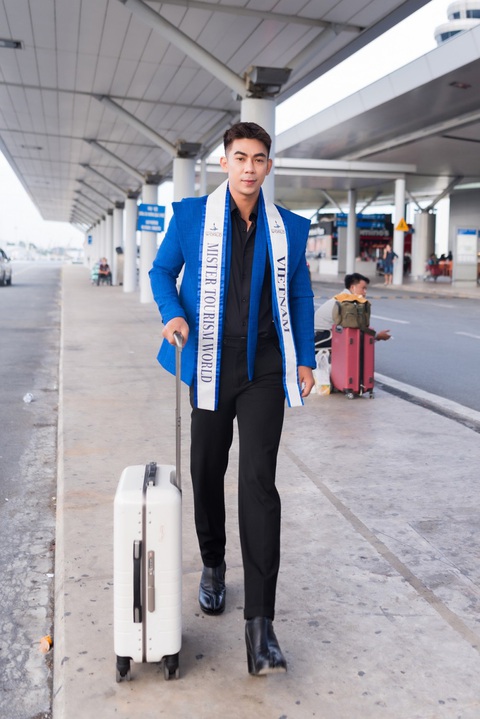 Phùng Phước Thịnh - trai đẹp Việt mở bát thi nhan sắc quốc tế - Ảnh 1. Phùng Phước Thịnh - trai đẹp Việt mở bát thi nhan sắc quốc tế - Ảnh 1.