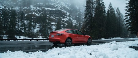 Tesla bị phạt gần 52 tỉ đồng vì không nói rõ tầm vận hành xe điện bị ảnh hưởng từ thời tiết - Ảnh 2. Tesla bị phạt gần 52 tỉ đồng vì không nói rõ tầm vận hành xe điện bị ảnh hưởng từ thời tiết - Ảnh 2.