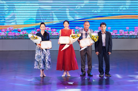 Mãn nhãn với các tác phẩm múa xuất sắc năm 2022 - Ảnh 2. Mãn nhãn với các tác phẩm múa xuất sắc năm 2022 - Ảnh 2.