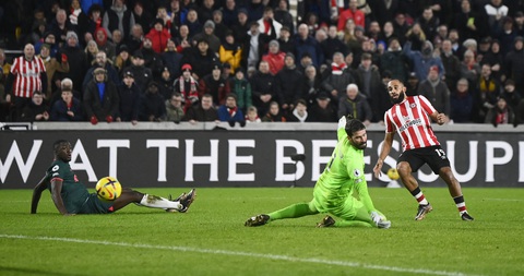 HLV Jurgen Klopp: Nói chuyện với trọng tài như nói với... lò vi sóng - Ảnh 2. HLV Jurgen Klopp: Nói chuyện với trọng tài như nói với... lò vi sóng - Ảnh 2.