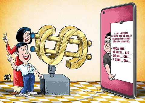 Nhộn nhịp mua bán sản phẩm thi khoa học kỹ thuật - Ảnh 1. Nhộn nhịp mua bán sản phẩm thi khoa học kỹ thuật - Ảnh 1.