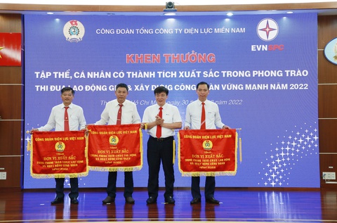 Công đoàn góp phần giúp EVNSPC hoàn thành nhiệm vụ sản xuất, kinh doanh - Ảnh 6. Công đoàn góp phần giúp EVNSPC hoàn thành nhiệm vụ sản xuất, kinh doanh - Ảnh 6.