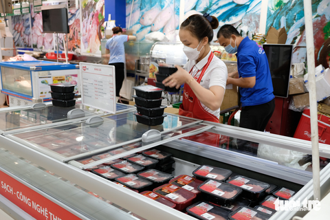 Ông lớn mảng bán lẻ Masan giảm hơn 50% lợi nhuận - Ảnh 1. Ông lớn mảng bán lẻ Masan giảm hơn 50% lợi nhuận - Ảnh 1.