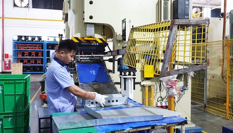 Doanh nghiệp tuyển dụng nhỏ giọt lao động mới sau Tết - Ảnh 2. Doanh nghiệp tuyển dụng nhỏ giọt lao động mới sau Tết - Ảnh 2.