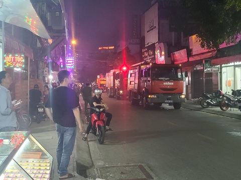 Cháy tiệm massage và spa ở Thủ Đức - Ảnh 2. Cháy tiệm massage và spa ở Thủ Đức - Ảnh 2.