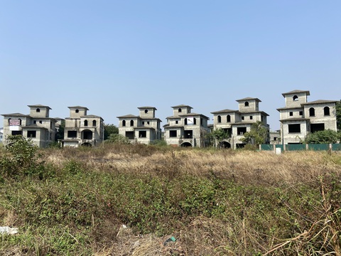 Nợ vay bất động sản lên tới hơn 1,2 triệu tỉ đồng - Ảnh 1. Nợ vay bất động sản lên tới hơn 1,2 triệu tỉ đồng - Ảnh 1.