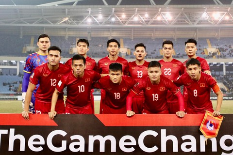 VFF đề nghị Indonesia đảm bảo an toàn cho đội tuyển Việt Nam - Ảnh 1. VFF đề nghị Indonesia đảm bảo an toàn cho đội tuyển Việt Nam - Ảnh 1.