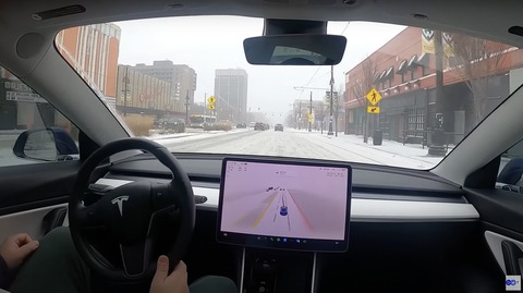 Công nghệ tự lái thần thánh của Tesla cũng phải chịu thua thời tiết - Ảnh 1. Công nghệ tự lái thần thánh của Tesla cũng phải chịu thua thời tiết - Ảnh 1.