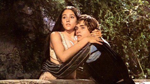 Cặp sao ‘Romeo và Juliet’ tố bị ép quay cảnh khỏa thân trong phim - Ảnh 1. Cặp sao ‘Romeo và Juliet’ tố bị ép quay cảnh khỏa thân trong phim - Ảnh 1.