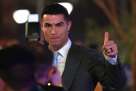 Chuyên cơ đỉnh cao đưa Cristiano Ronaldo lên đường sang Trung Đông - Ảnh 7. Chuyên cơ đỉnh cao đưa Cristiano Ronaldo lên đường sang Trung Đông - Ảnh 7.